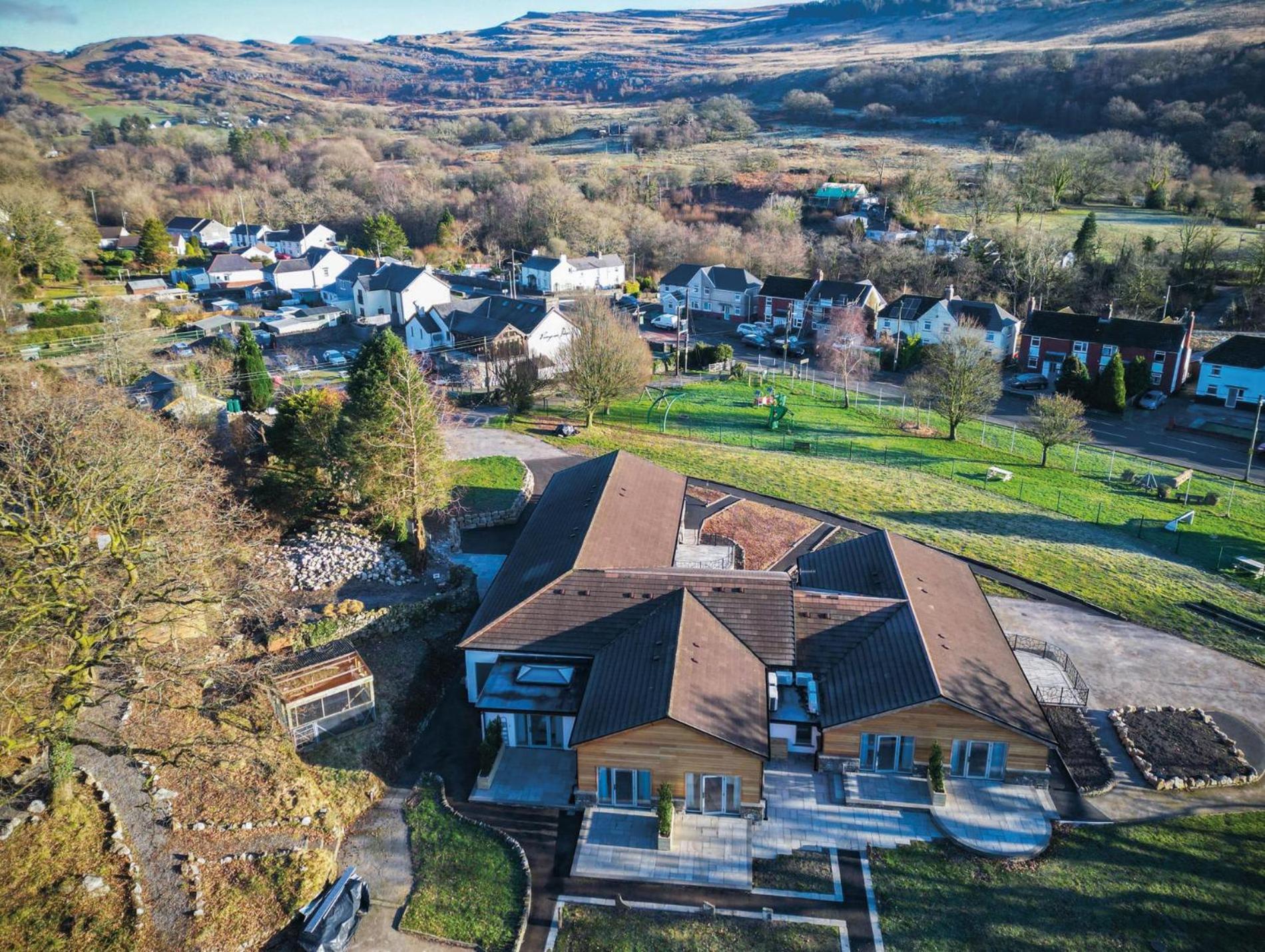 Suite 1 - Sleeping Giant Hotel - Pen Y Cae Inn Brecon Exterior photo